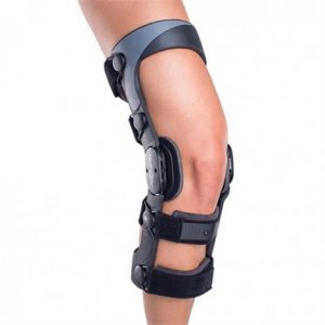 Donjoy SE-4 Knee Brace Health Products